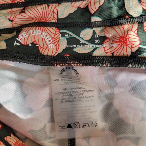 The Upside Poppy Floral Yoga Pants size 6 - Picture 5 of 6
